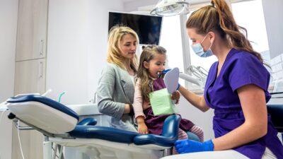 How to Choose the Right Dentist for Your Familys Oral Care