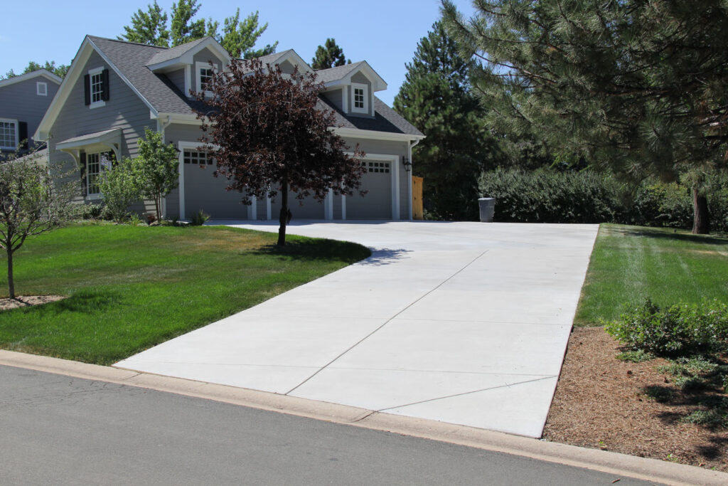 DRIVEWAYS DEVON